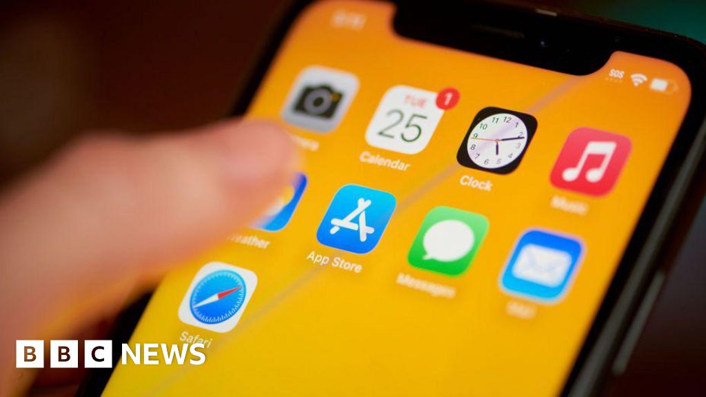 Apple and Google have ‘effective duopoly’ in UK says regulator