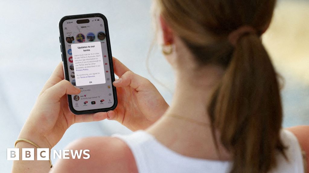 Reddit launches High Court challenge to Australia’s social media ban for kids